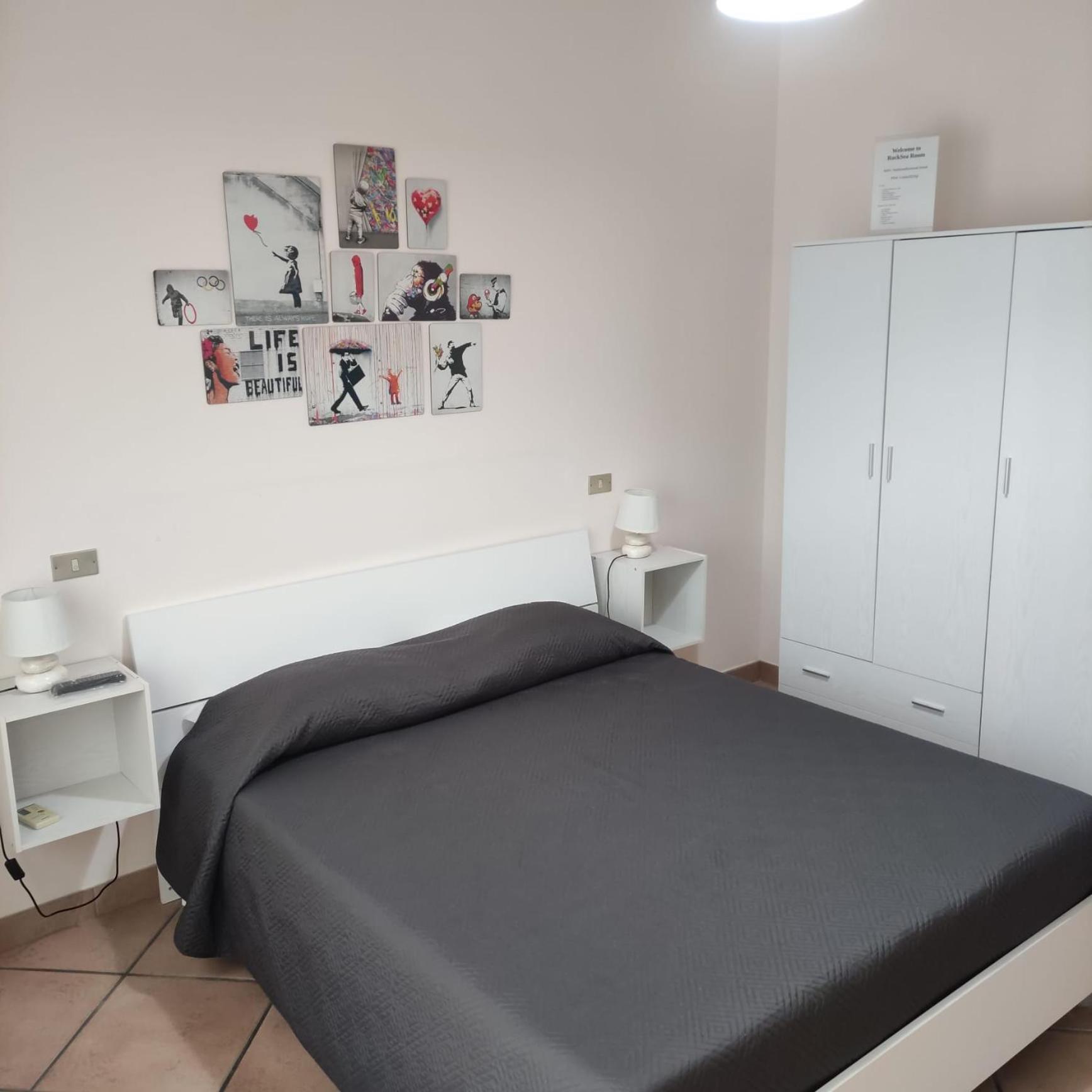 Rocksea Rooms Чефалу Екстериор снимка